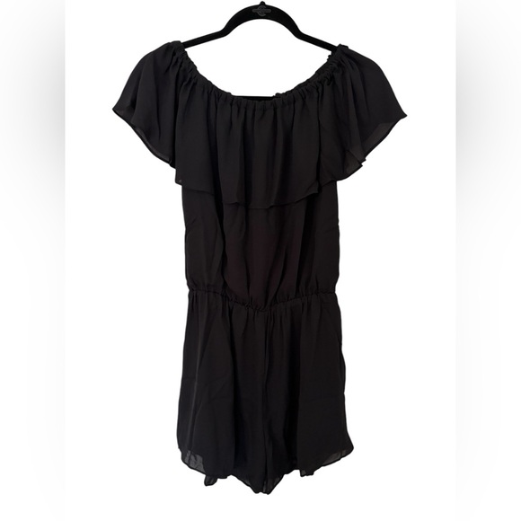 ANTHROPOLOGIE THREE EIGHTY TWO Off-Shoulder Black shorts romper - Picture 2 of 4
